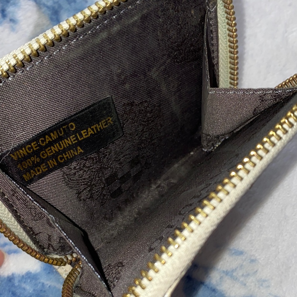 Vince Camuto Metallic Ivory Croc-Embossed Zip Wallet - Picture 2 of 3